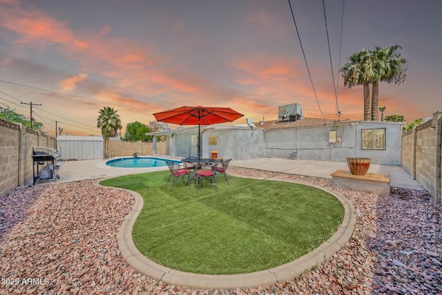 3221 W SELLS Drive, Phoenix, AZ 85017