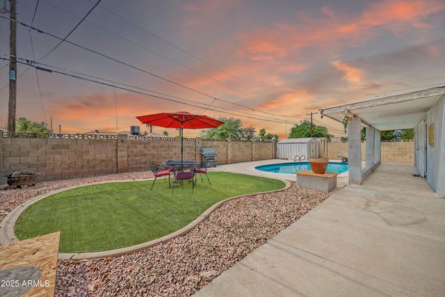 3221 W SELLS Drive, Phoenix, AZ 85017