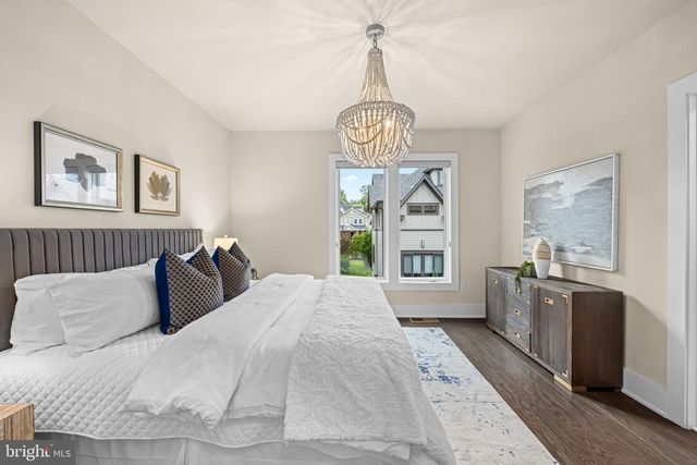 142 WINSOME CIR, Bethesda, MD 20814