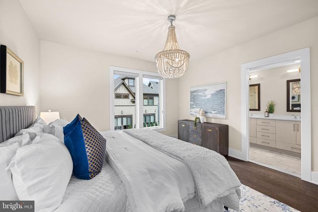 142 WINSOME CIR, Bethesda, MD 20814