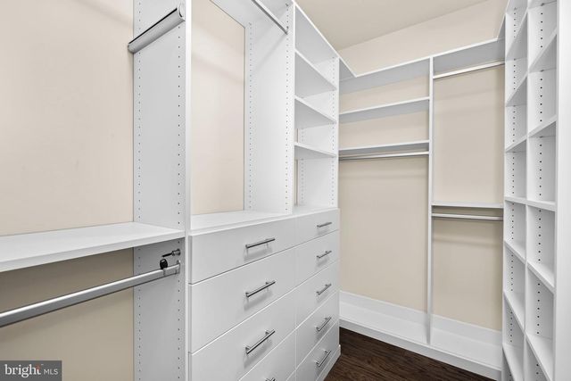 142 WINSOME CIR, Bethesda, MD 20814