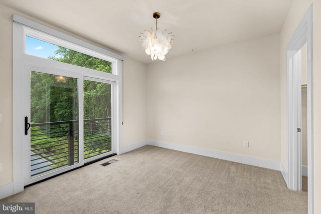 142 WINSOME CIR, Bethesda, MD 20814