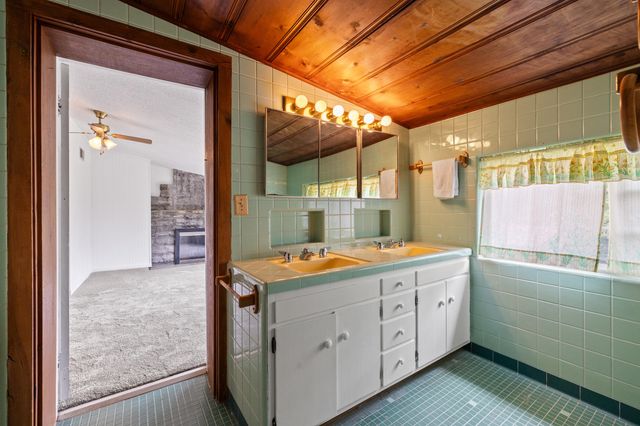 8710 Adams Lane, Lexington, KY 40515