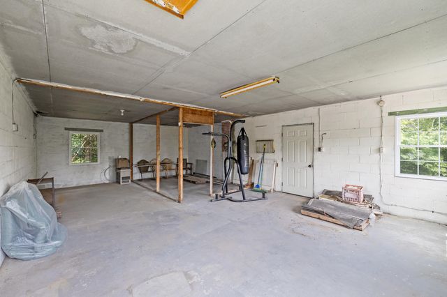 8710 Adams Lane, Lexington, KY 40515