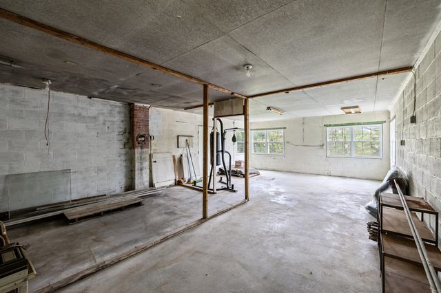 8710 Adams Lane, Lexington, KY 40515