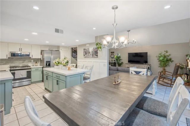 27104 Rio Prado Drive, Valencia, CA 91354