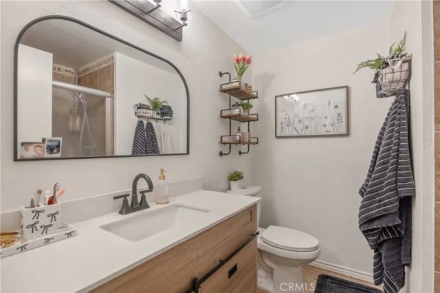 27104 Rio Prado Drive, Valencia, CA 91354