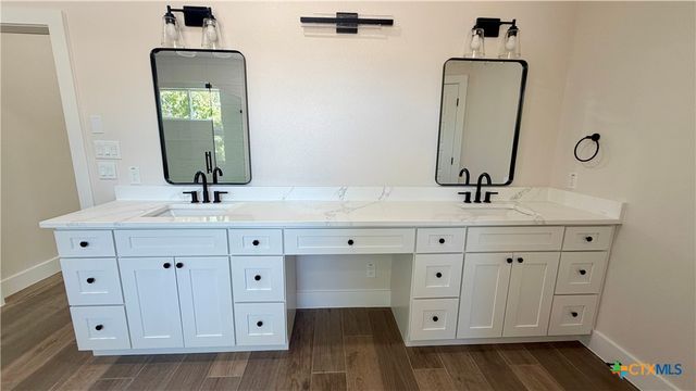 7008 Circle Oak Drive, Bulverde, TX 78163