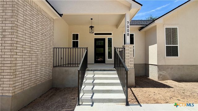 7008 Circle Oak Drive, Bulverde, TX 78163