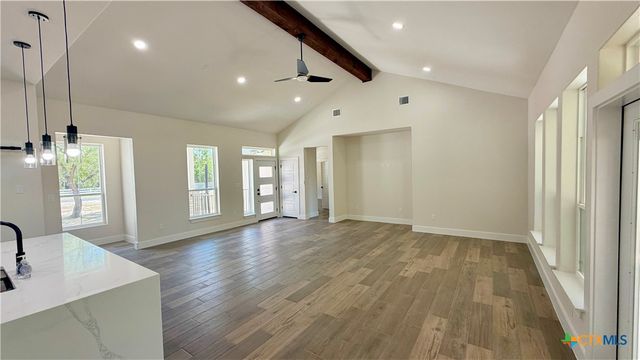 7008 Circle Oak Drive, Bulverde, TX 78163
