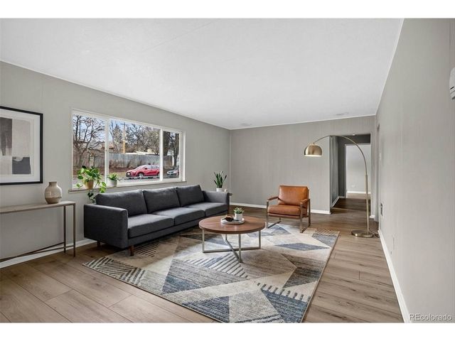 705 Perry St, Denver, CO 80204