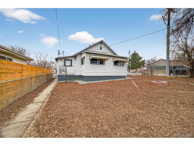 705 Perry St, Denver, CO 80204