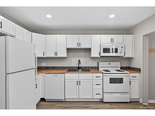 705 Perry St, Denver, CO 80204