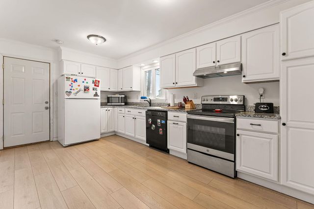 2334 Venus Street, Portage, IN 46368