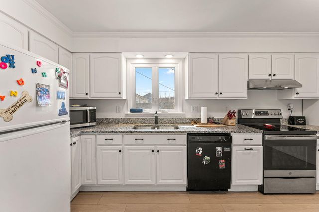 2334 Venus Street, Portage, IN 46368