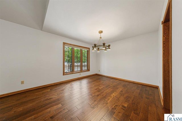 15 Caroletta Court, Mankato, MN 56001