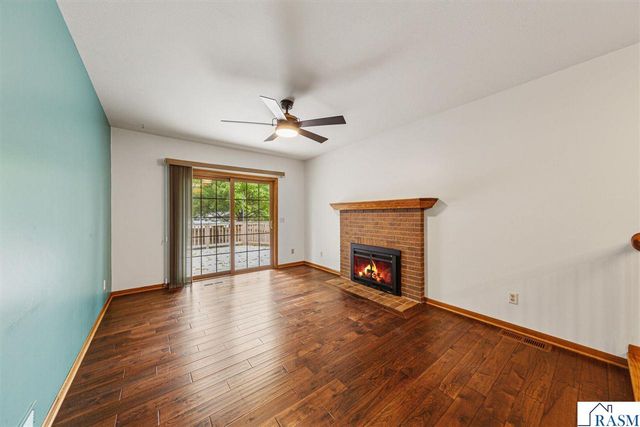 15 Caroletta Court, Mankato, MN 56001