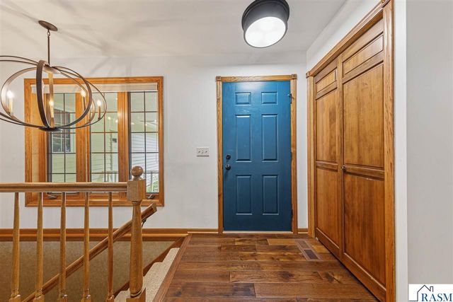 15 Caroletta Court, Mankato, MN 56001
