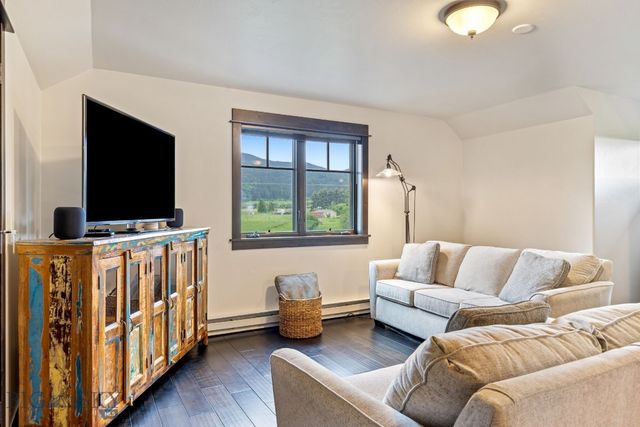 7055 Nash Road, Bozeman, MT 59715