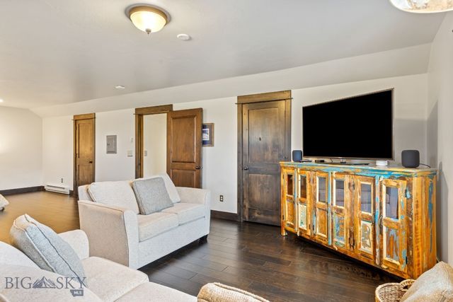 7055 Nash Road, Bozeman, MT 59715