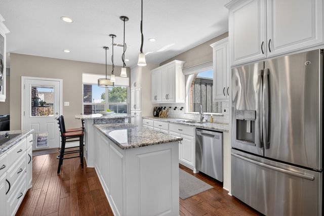 709 Summit Ridge, Lewisville, TX 75077