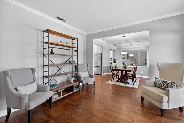 709 Summit Ridge, Lewisville, TX 75077