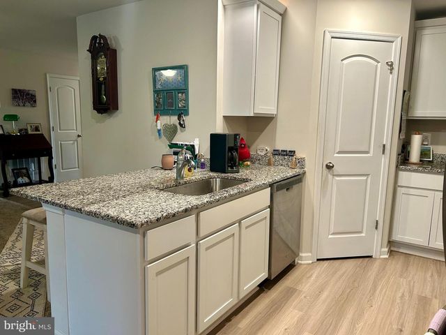 82 LEDGER DR, Hanover, PA 17331