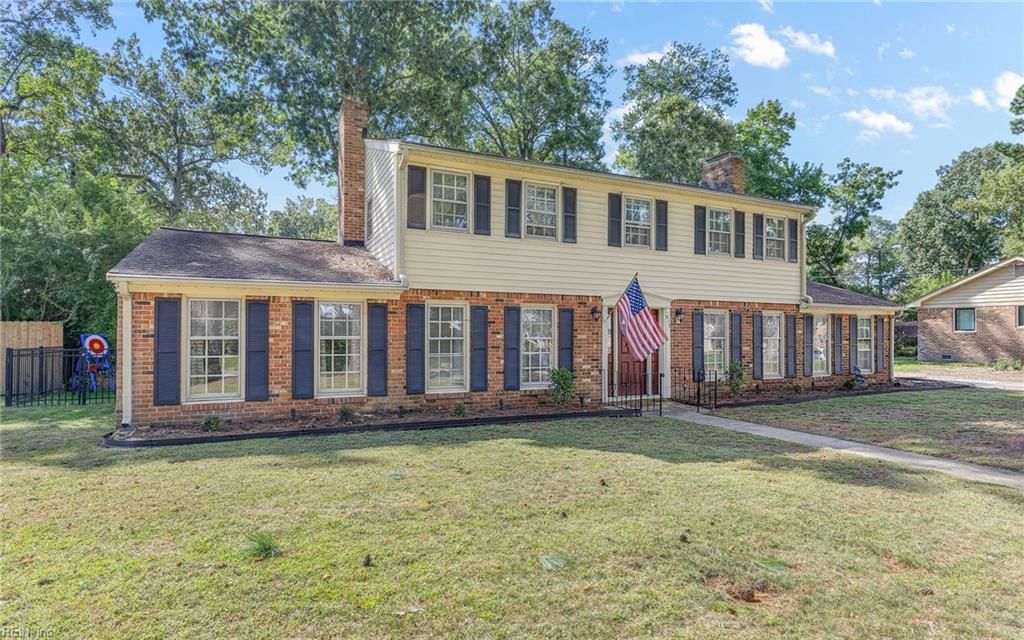 512 Edwin DR, Virginia Beach, VA 23462