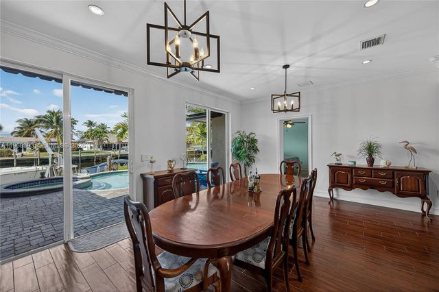 291 SE 5th Ter, Pompano Beach, FL 33060