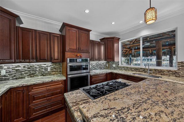 291 SE 5th Ter, Pompano Beach, FL 33060