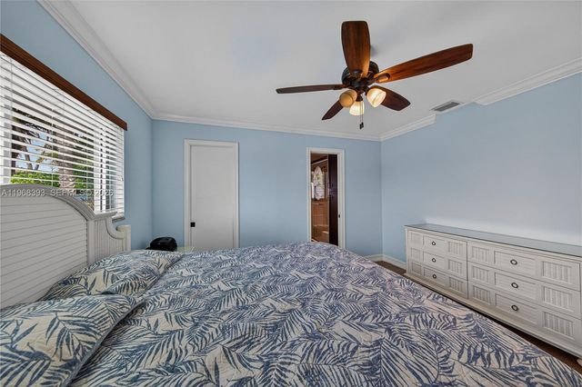 291 SE 5th Ter, Pompano Beach, FL 33060