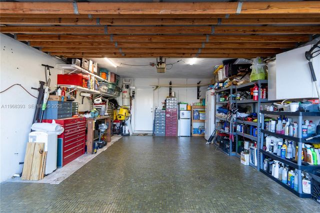 291 SE 5th Ter, Pompano Beach, FL 33060