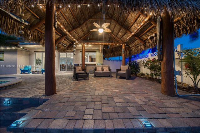 291 SE 5th Ter, Pompano Beach, FL 33060