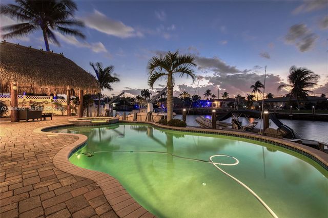 291 SE 5th Ter, Pompano Beach, FL 33060