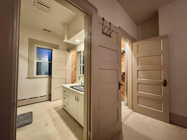 195 E PARK AVENUE, Berlin, WI 54923