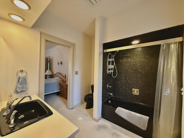 195 E PARK AVENUE, Berlin, WI 54923