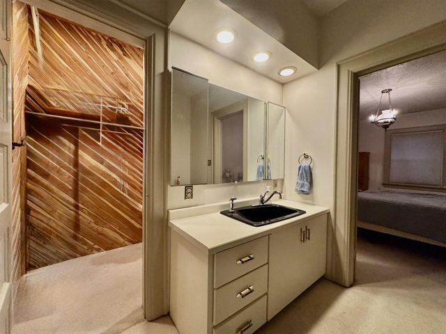 195 E PARK AVENUE, Berlin, WI 54923