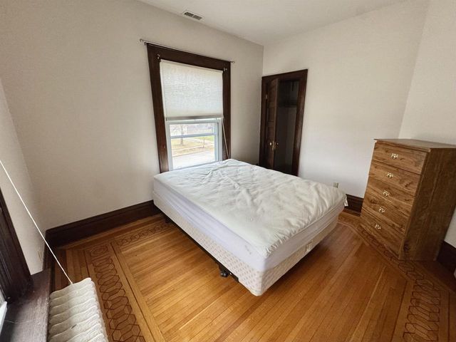 195 E PARK AVENUE, Berlin, WI 54923