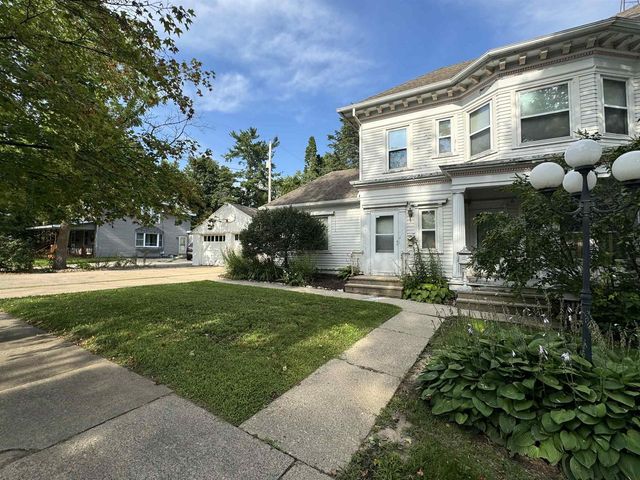 195 E PARK AVENUE, Berlin, WI 54923