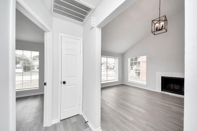 5546 Santrey Drive, Houston, TX 77084