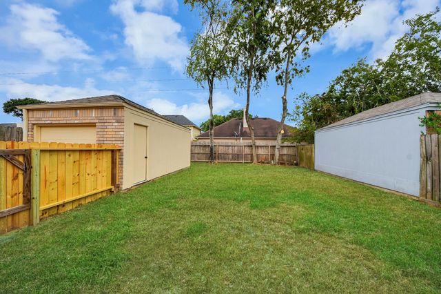 5546 Santrey Drive, Houston, TX 77084