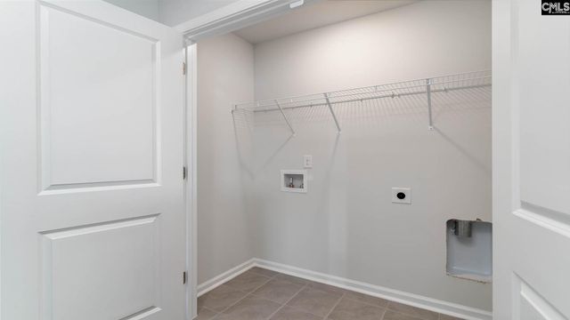 521 Edgetree Drive, Hopkins, SC 29061