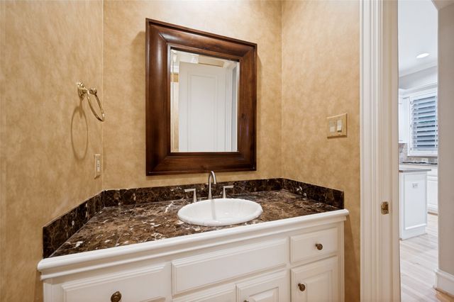 3448 Granada Avenue, University Park, TX 75205
