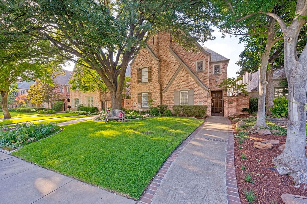 3448 Granada Avenue, University Park, TX 75205