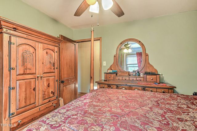 404 Market Street, Rogersville, TN 37857