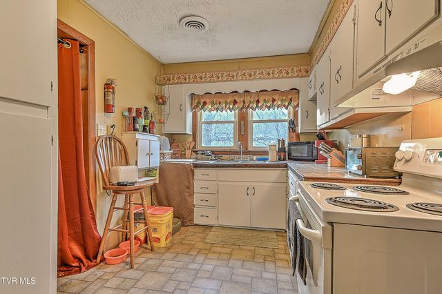 404 Market Street, Rogersville, TN 37857