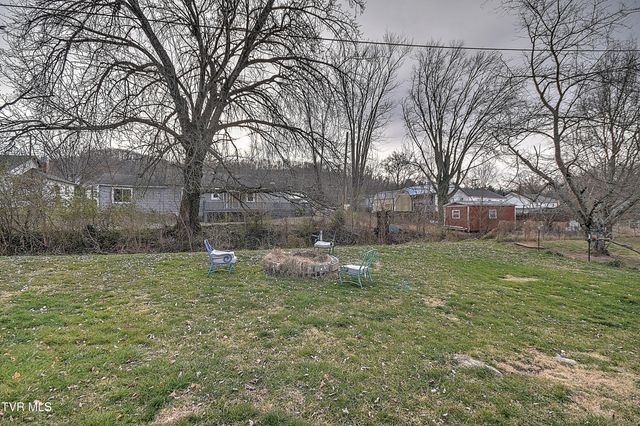 404 Market Street, Rogersville, TN 37857