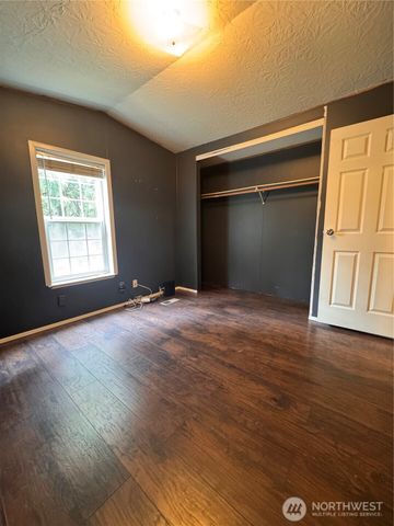 17045 NW Sunset Ridge Way, Seabeck, WA 98380