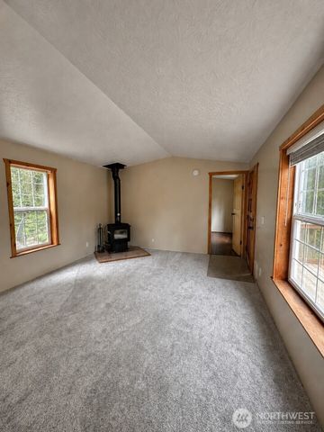 17045 NW Sunset Ridge Way, Seabeck, WA 98380