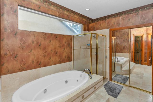 1105 TWIN OAKS CIRCLE, Oviedo, FL 32765